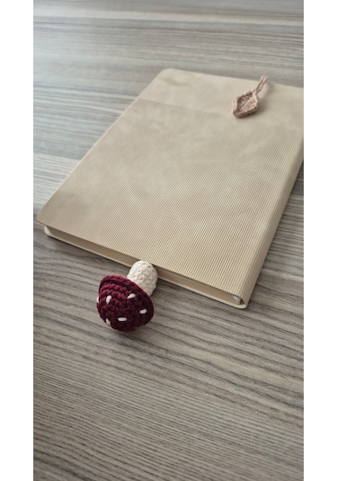 Bordo Mantar Amigurumi Kitap Ayracı Kitap Aksesuarı Hediyelik