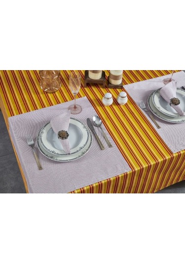 Misiny-Stripes Masa Örtüsü - Kırmızı