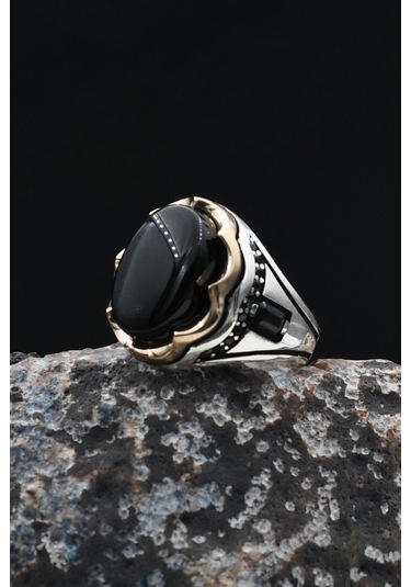 Oniks Taşlı Gümüş Yüzük 925 Ayar Zirkon Taş Süslemeli 902037 Gümüş