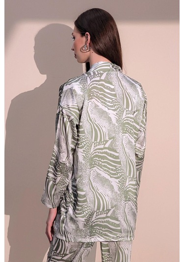 Kadın Haki Safari Desen Yeni Moda Saten Çift Cepli Salaş Kimono Ceket - Tesettüre Uygun Haki