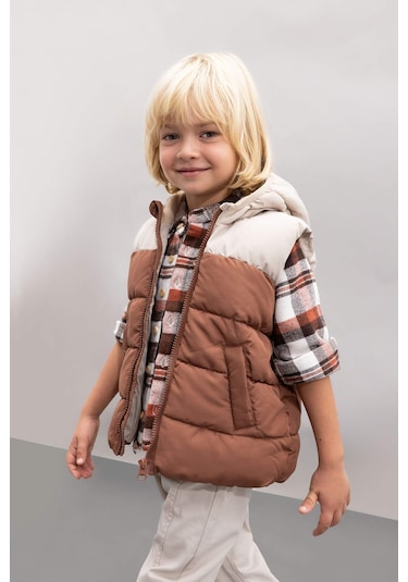 DeFacto Erkek Bebek Su Geçirmez Polar Astarlı Kapüşonlu Şişme Yelek A2848A524AUBN349