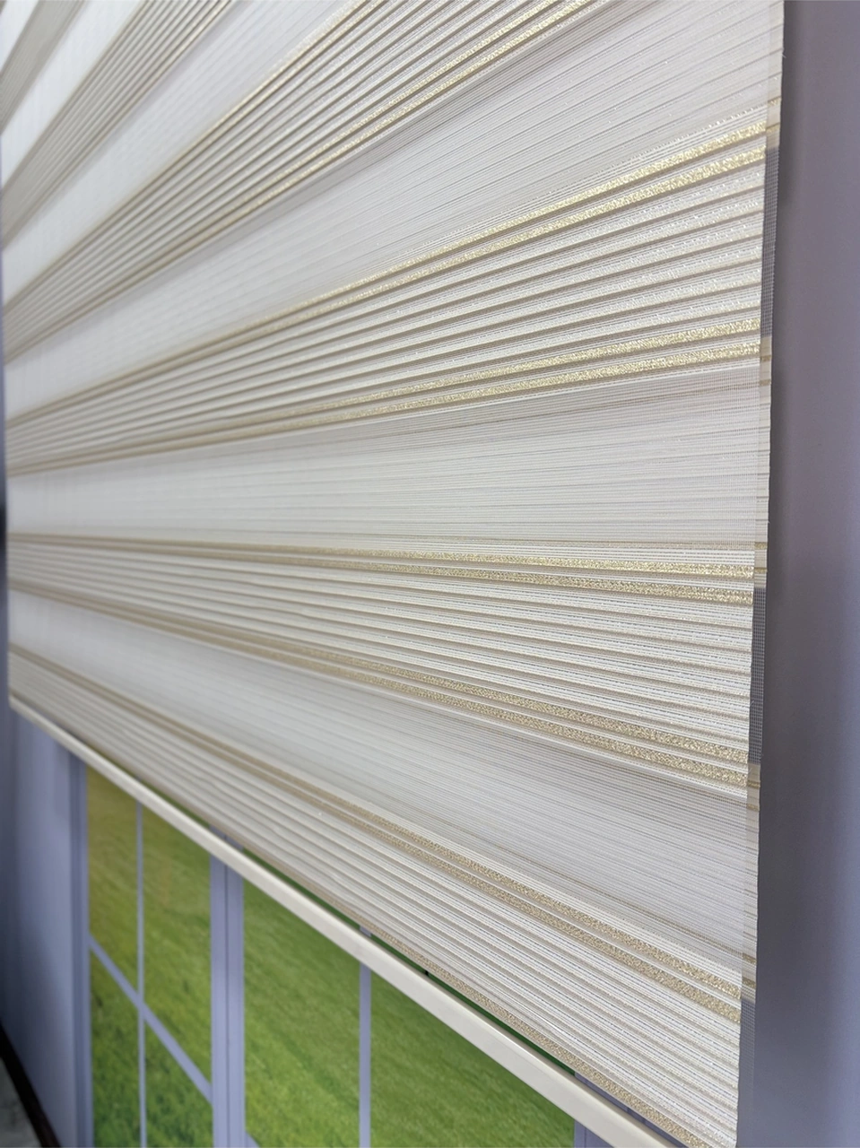 Anka Serisi Gold Simli Zebra Perde Gündüz Gece Kullanım, Stor Mekanizmalı Altın