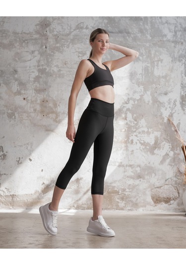 Toparlayıcı Spor Kapri Tayt Siyah