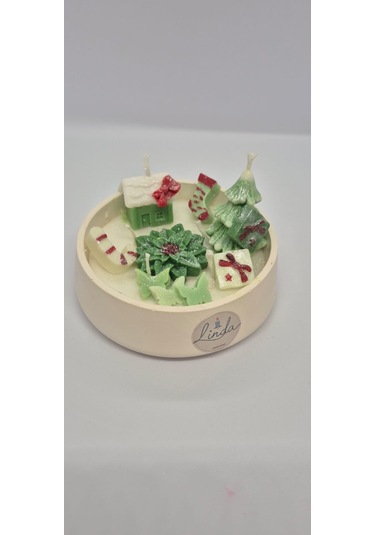 Yılbaşı Hediyelik Linda Kase Mum El Yapımı, Doğal Soya Mum Beyaz - Koyu Yeşil