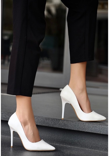 Hillar Beyaz Cilt Stiletto Ayakkabı Çok Renkli