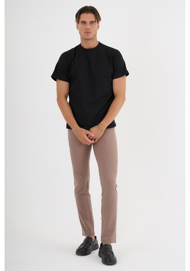 Erkek Siyah %100 Pamuklu Standart Kalıp T-sihrt Siyah