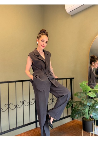 Ali Butik Antrasit Düğme Geçmeli Yelekli Takım
