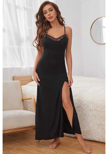 Merry See Uzun Dantel İşlemeli Yırtmaçlı Gecelik Siyah