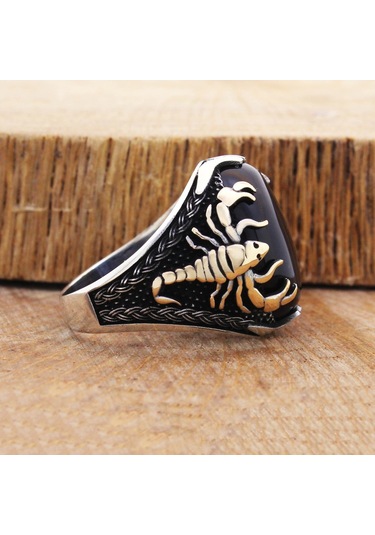 925 Ayar Gümüş Siyah Oniks Taşlı Akrep Figürlü Oval Erkek Yüzük