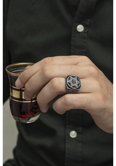 Süleyman Mührü Desenli Mikro Taşlı 925 Gümüş Erkek Yüzük