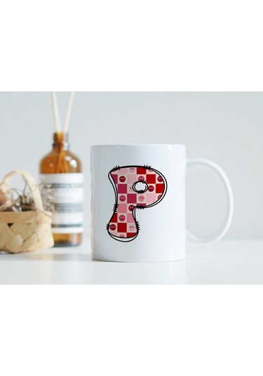 P Harfi Pembe Kareli Kalpli Göz Emojili Kupa Bardak Eğlenceli Kareli Tasarım Kahve Çay Kupası 07 Beyaz