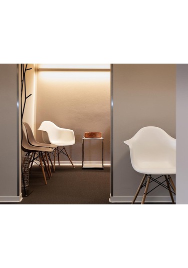 Eames Plastik Koltuk Re Daw, Vitra, Charles & Ray Eames, Geri Dönüştürülmüş Malzeme Beyaz