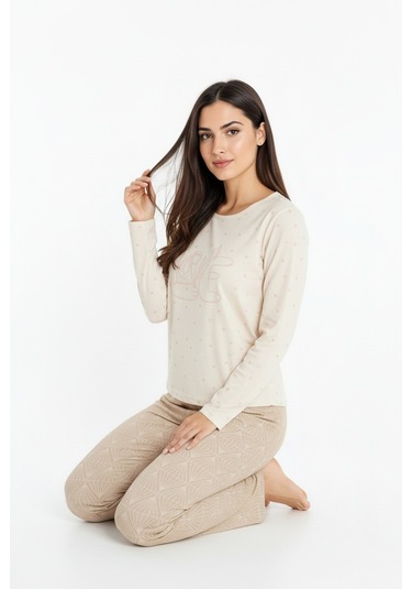 Üstü Love Yazılı Altı Desenli Elite Viscose Uzun Pijama Takımı Krem 3562 Krem