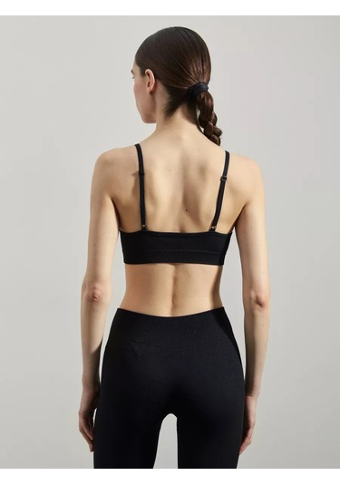 Zarına Fitness İçin Askılı Çizgili Spor Üst 232324093 Siyah