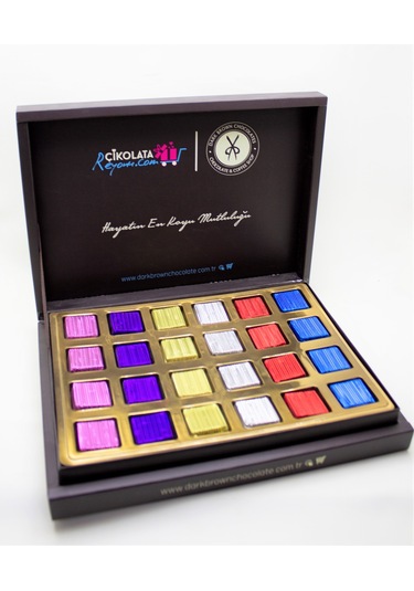 Dark Brown 24 Adet Kare Renkli Sargılı Sütlü Gerçek Çikolata Kutulu