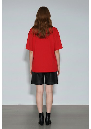 Soft&Basic Kadın %100 Organik Pamuk Oversize Fit Basic Yuvarlak Yaka T-shirt Kırmızı