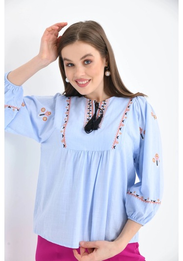 Kadın Bisiklet Yaka Balon Kol Otantik Nakış Detaylı Dokuma Bluz Bebe Mavi