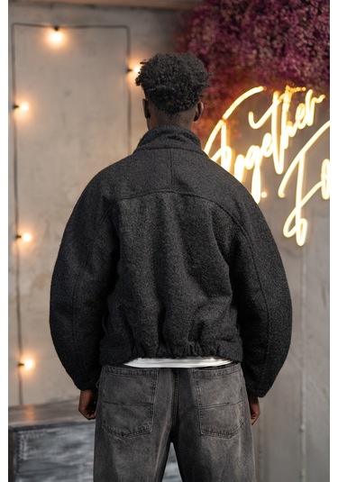 Oversize Crop Model Yan Cepli Astarlı Kırçıllı Mont Siyah