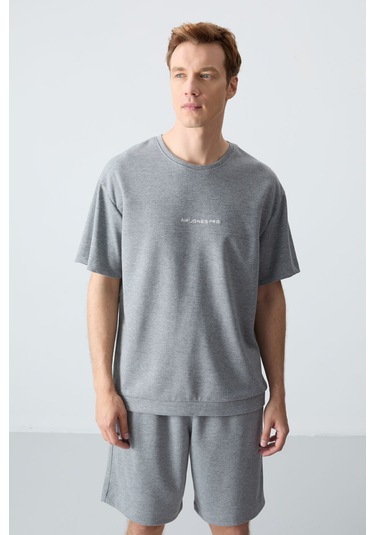Tommy Life Gri Melanj Pamuklu Kalın Yumuşak Dokulu Oversize Fit Basic Erkek Şort Takım - 85257 GRİ MELANJ Tommy Life Gri Melanj Pamuklu Kalın Yumuşak Dokulu Oversize Fit Basic Erkek Şort Takım - 85257 GRİ MELANJ