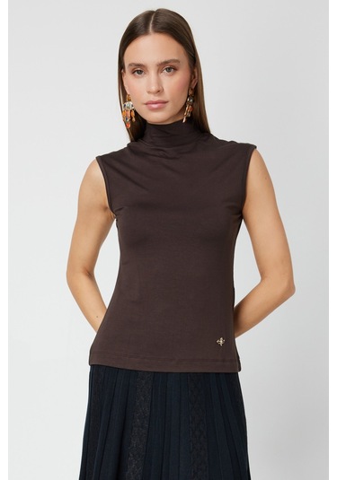 On Kadın Dik Yaka Kolsuz Basic Bluz 61432 Kahverengi Kahverengi