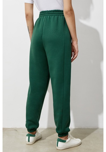 Madmext Kadın Koyu Yeşil Comfort Fit Eşofman Altı Mg1353-koyu Yeşil Koyu Yeşil