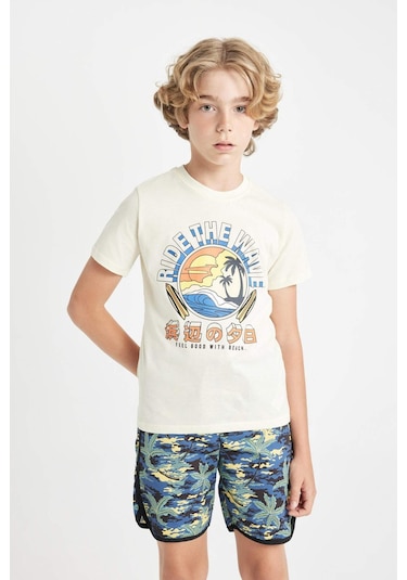 Defacto Erkek Çocuk Desenli Deniz Şortu C5590A824HSIN120