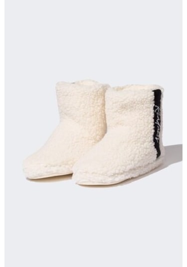 DeFacto Kadın Pelüş Düz Taban Ev Botu D4713AX24AUBG26 Bej