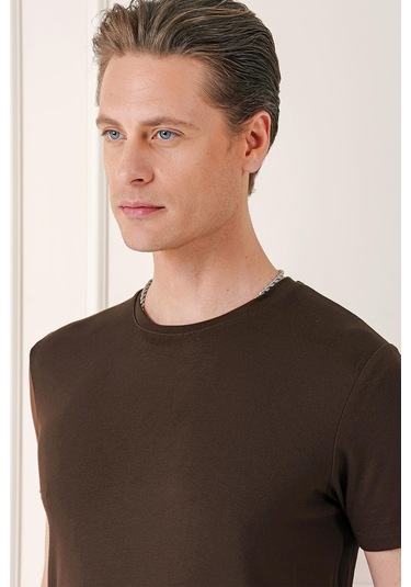 Slim Fit Bisiklet Yaka Düz Pamuklu Kahverengi Tişört Ts 823 Kahverengi