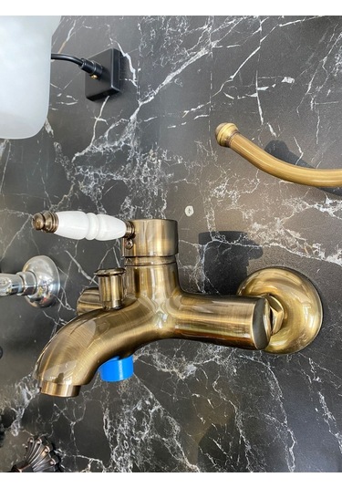 İsaoğlu Yapı Antik Gold Banyo Bataryası Mat Gold Banyo Musluğu Porsalen Kulp Luxury Tasarım Batarya Gold
