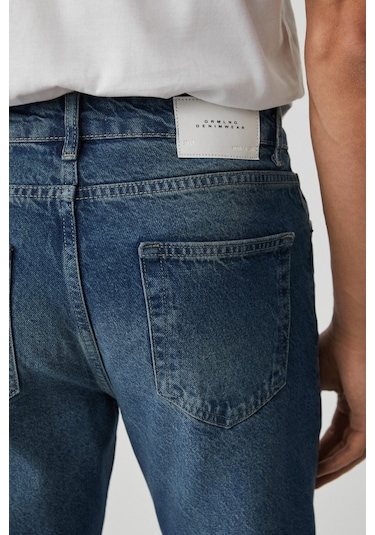 BRUNO Erkek Regular Fit Rahat Kesim Kalın Dokulu Yıkama Efektli Magic Denim Orta Mavi Jeans