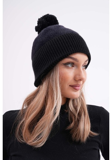 Peluş Ponponlu Bere Siyah