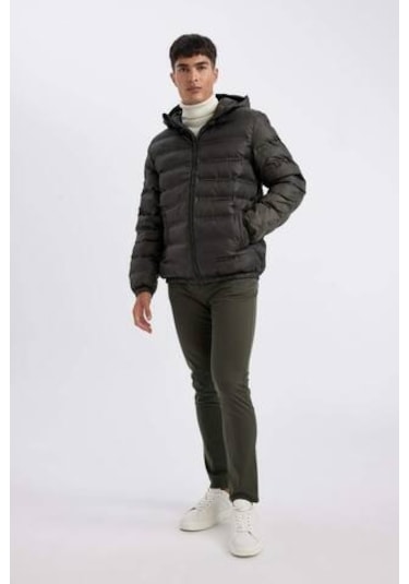 DeFacto Su İtici Şişme Mont Slim Fit Dar Kesim Kapüşonlu Fermuarlı Cepli D1185AX24WNKH153 DeFacto Su İtici Şişme Mont Slim Fit Dar Kesim Kapüşonlu Fermuarlı Cepli D1185AX24WNKH153