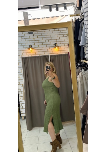 Tuba Toptaş Yırtmaçlı Gofre Elbise Haki