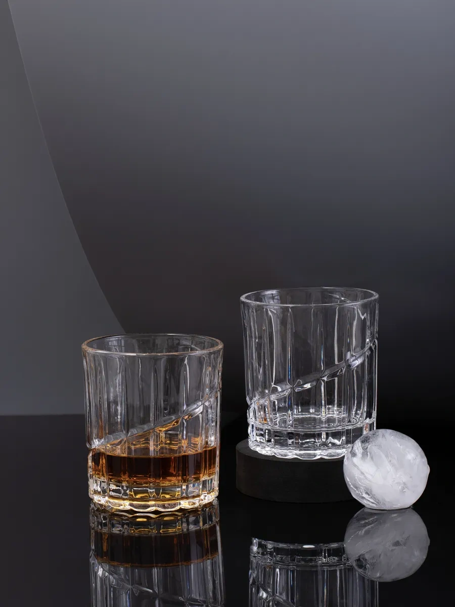 Aura Of Bohemia Dönen Cam Buz Kalıplı Bardaklar 2 Adet 266508734 Beyaz