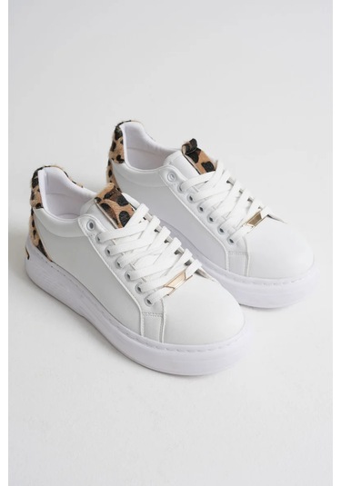 Trendella Leopar Detaylı Beyaz Kadın Spor Ayakkabı Tr01ms03c