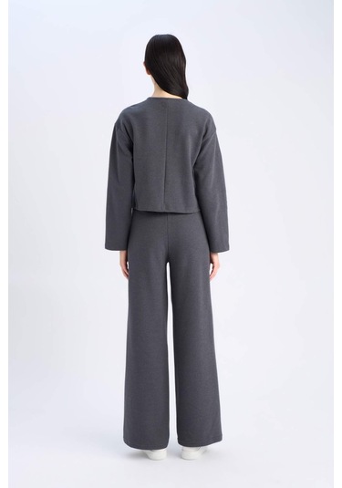 DeFacto 2'li Takım V Yaka Düğmeli Hırka Esnek Belli Geniş Paça Pantolon E9859AX24WNAR148