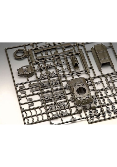 Revell Maket Model Kit Sherman M4a1  3290