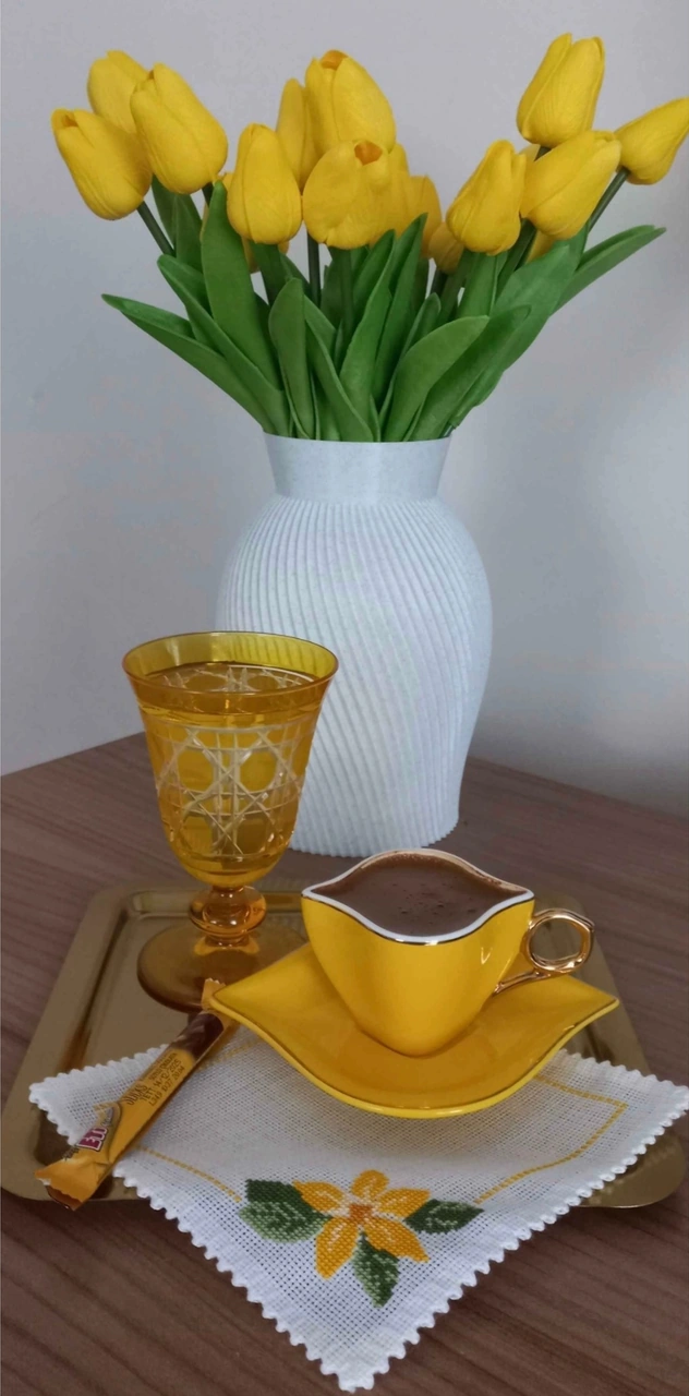 Gloria El Kesmesi Kadeh Bardak 200ml Sarı