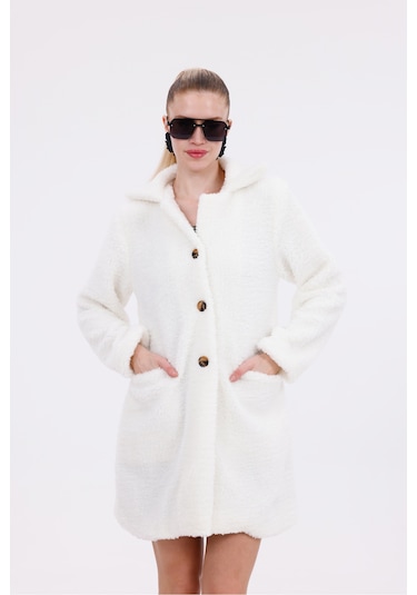 Düğmeli Cepli Kadın Peluş Kaban Beyaz