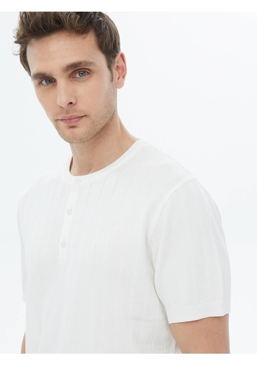 Ekru Hakim Yaka Jakarlı Triko Ekru