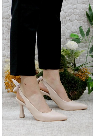 Ayakkabımood Cc 343 9 CM Ten Fiyonklu Kadın Topuklu Ayakkabı Ten