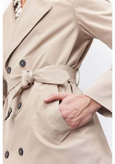 DeFacto Slim Fit Dar Kesim Düğmeli Kemerli Trençkot D5528AX25SPBG193 Bej