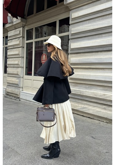 Siyah Livia Pelerin Detaylı Kaşe Kaban Siyah