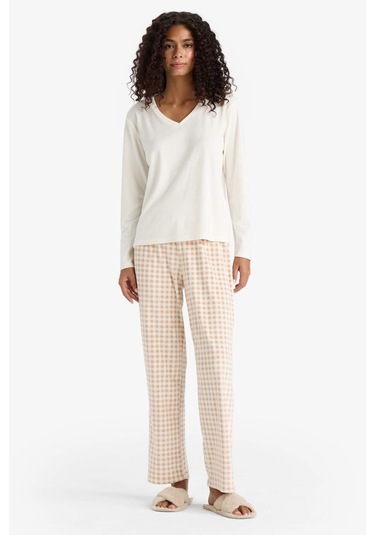 Defacto Pijama Takımı Regular Fit Uzun Kollu Velur Üst Kareli Uzun Alt-fall İn Love E7278ax25aubg400 Bej