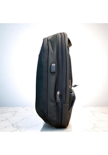 Laptop Gözlü Ve Körüklü İnce Tasarım Sırt Çantası Baggaj S24133 Siyah