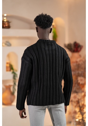 Oversize Kendinden Çizgili Pamuklu Kalın Triko Spor Kazak Siyah