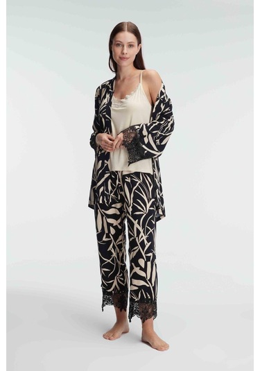 Anıl 5823 İp Askılı V Yaka Kadın Viskon Tropikal Yazlık Örme Dantel Detaylı Pijama Takımı Sabahlık 001