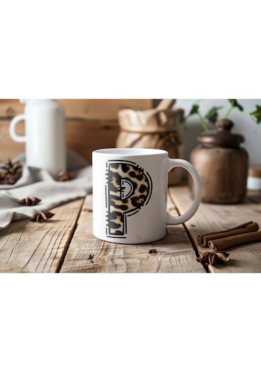 P Baş Harf Leopar Desenli Kupa Bardak - Kişiye Özel Feminen Konsept Hediye - Vahşi Hayvan Desenli Beyaz