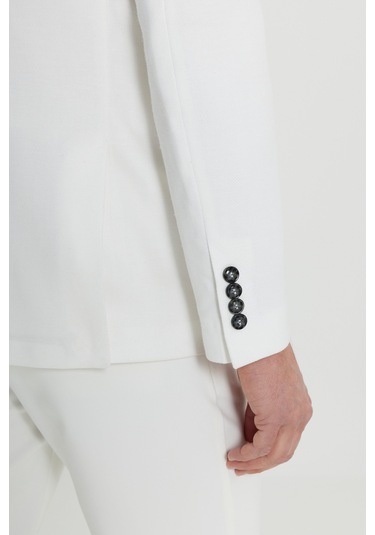 Erkek Ekru Slim Fit Dar Kesim Kırlangıç Yaka Kapak Cepli Blazer Ceket Ekru
