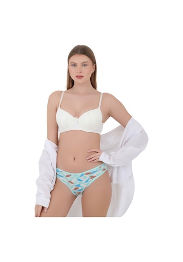 Kadınlar İçin Şıklık Ve Konforu Bir Arada Sunan Desenli Pamuklu Külot Renkli Çok Renkli